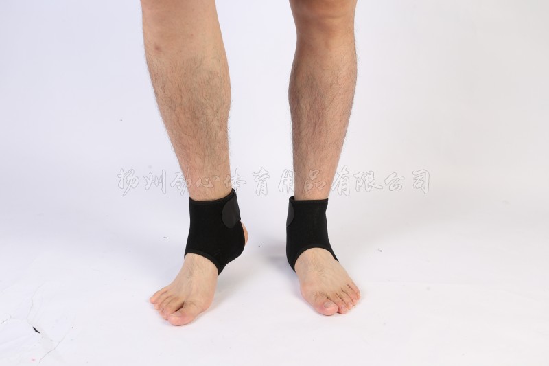 自发热护踝